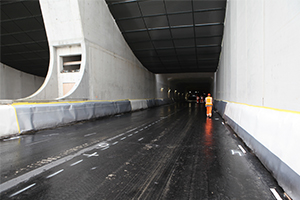 Bouwconcerns renoveren Drechttunnel voor miljoenen euro